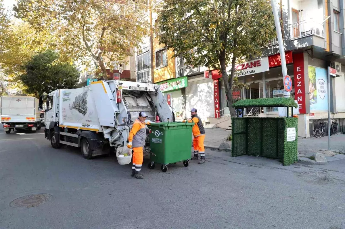 Sultangazi’de Çöp Bırakma Yasağı Getirildi